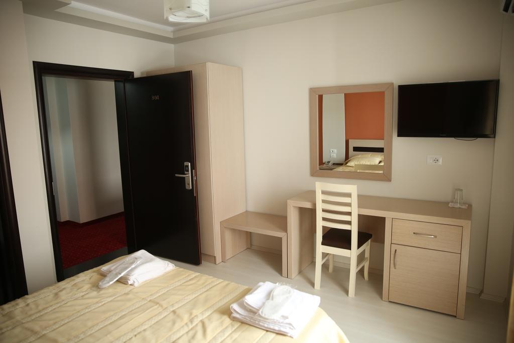 Hotel Pogradeci Quarto foto